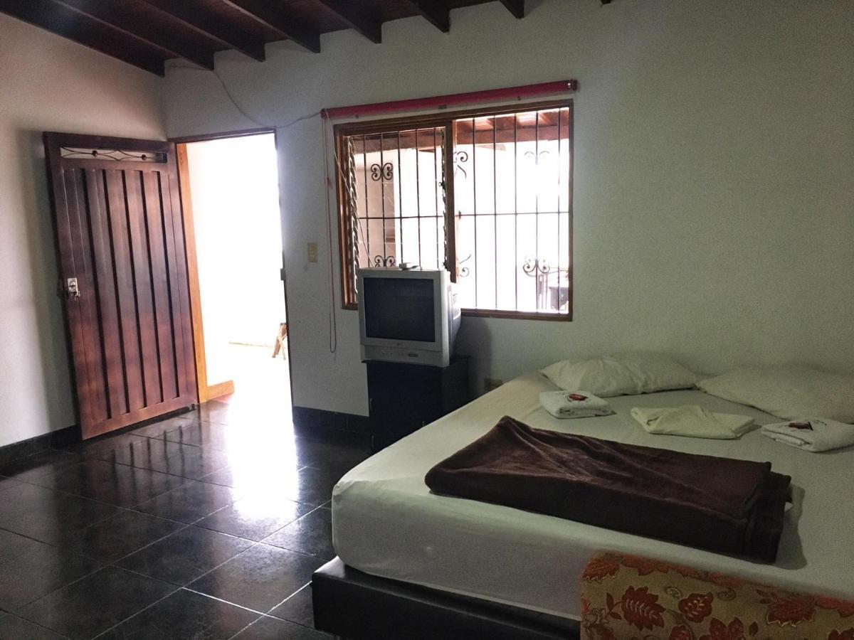 La Casona Hostel Guatapé Eksteriør bilde